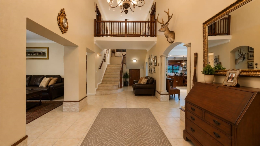 4 Bedroom Property for Sale in Zwavelpoort Gauteng