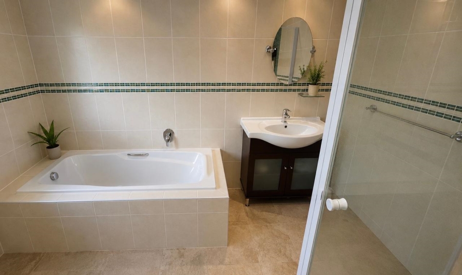 4 Bedroom Property for Sale in Zwavelpoort Gauteng