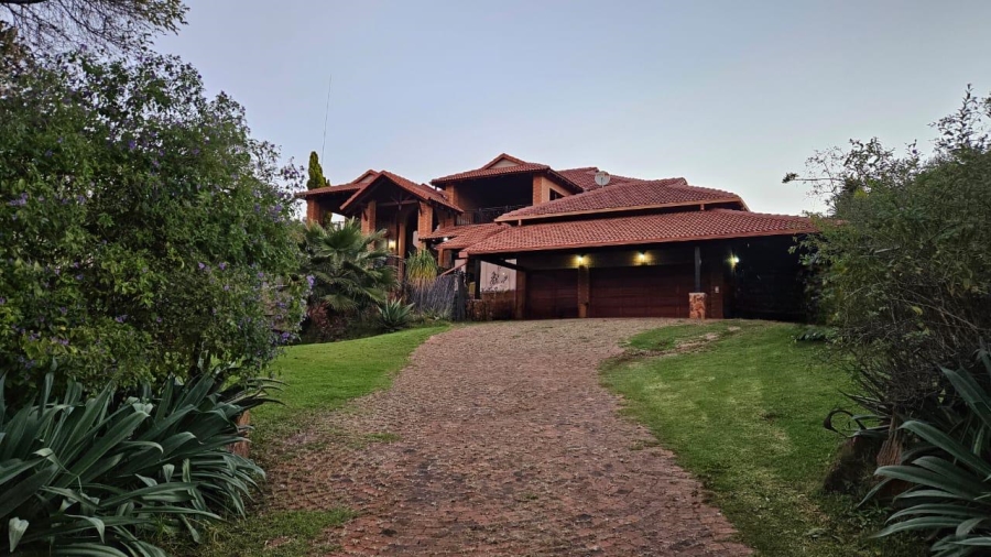 4 Bedroom Property for Sale in Zwavelpoort Gauteng