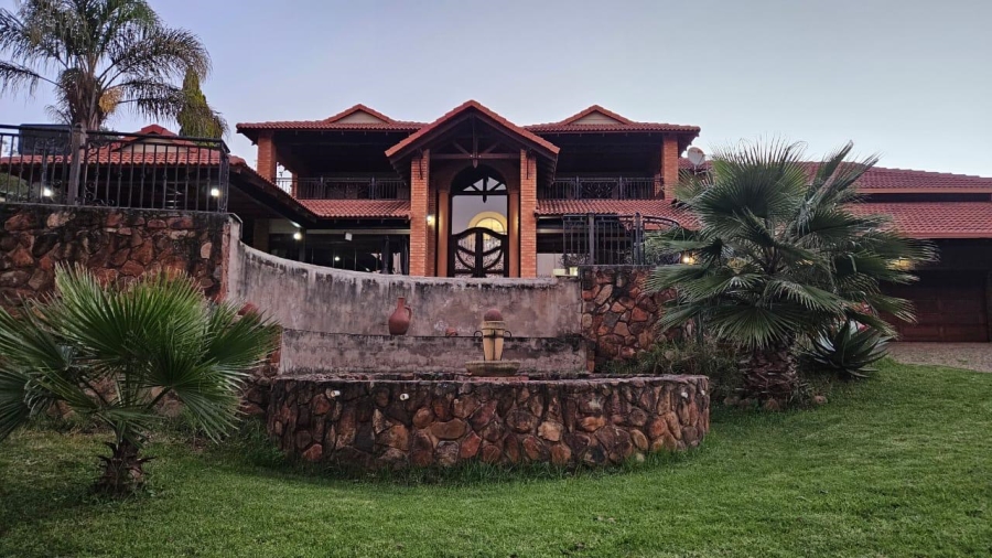 4 Bedroom Property for Sale in Zwavelpoort Gauteng