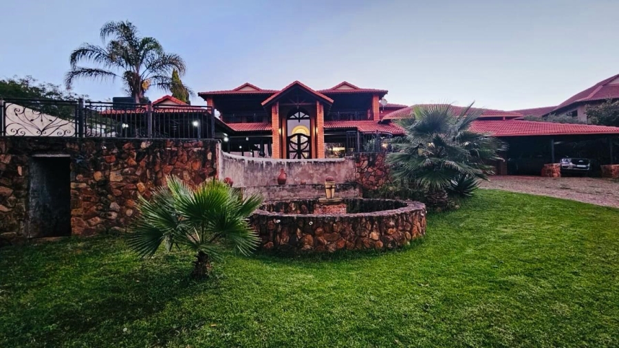 4 Bedroom Property for Sale in Zwavelpoort Gauteng