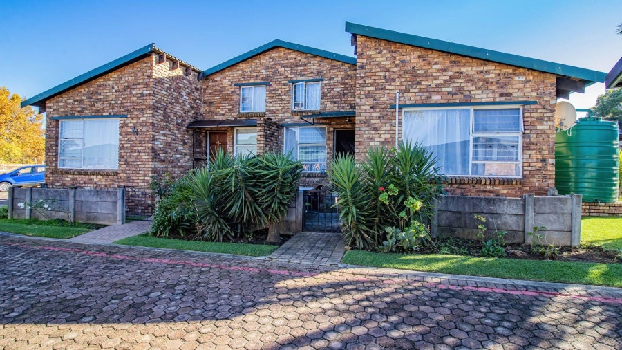 2 Bedroom Property for Sale in Mindalore Gauteng
