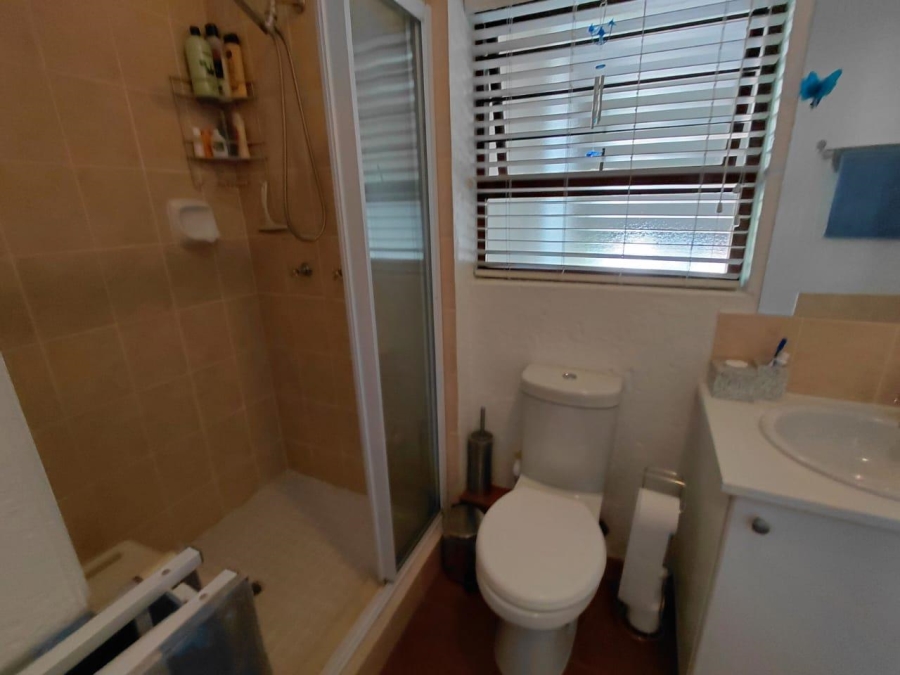 To Let 1 Bedroom Property for Rent in Paulshof Gauteng