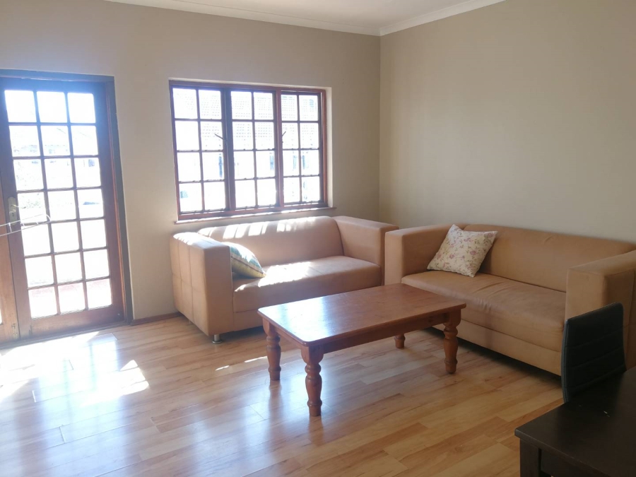 To Let 2 Bedroom Property for Rent in Sandown Gauteng