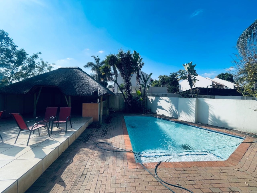 To Let 2 Bedroom Property for Rent in Sandown Gauteng
