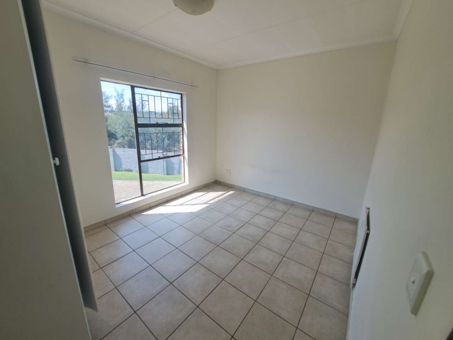 To Let 2 Bedroom Property for Rent in Wilgeheuwel Gauteng