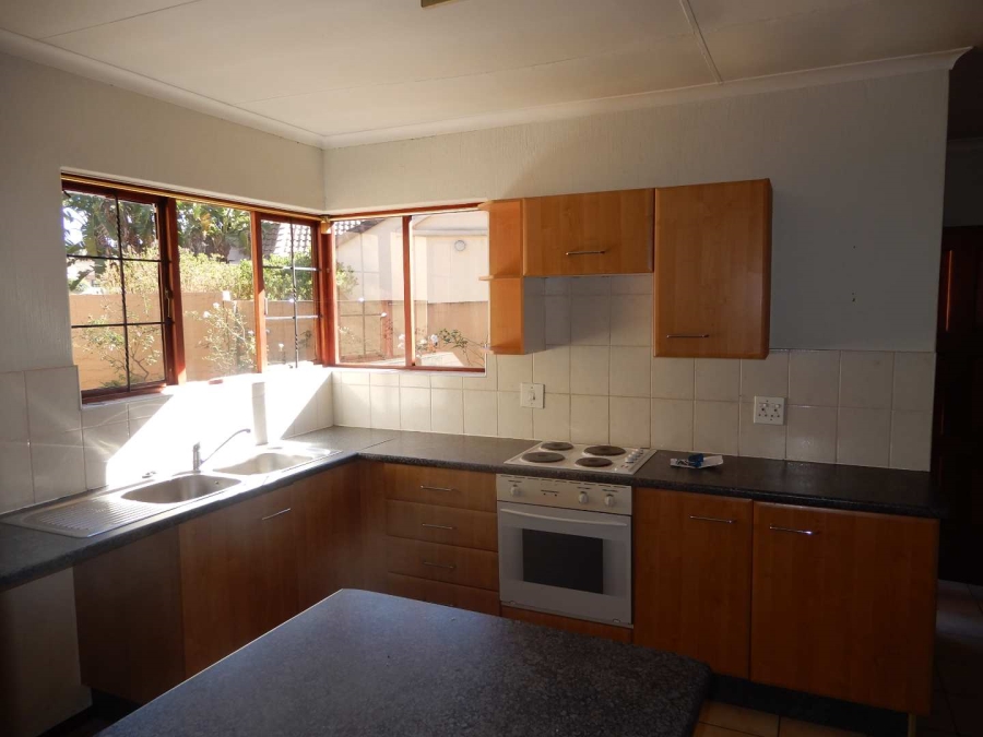 2 Bedroom Property for Sale in Douglasdale Gauteng