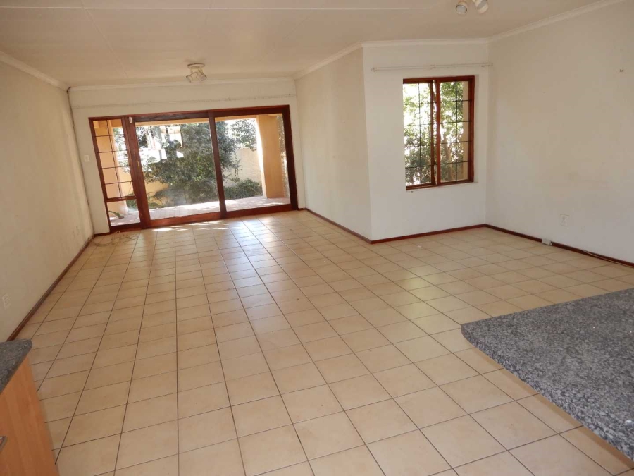 2 Bedroom Property for Sale in Douglasdale Gauteng