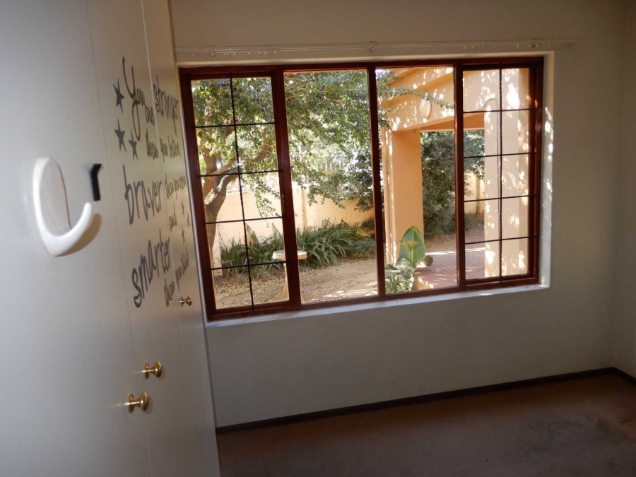 2 Bedroom Property for Sale in Douglasdale Gauteng
