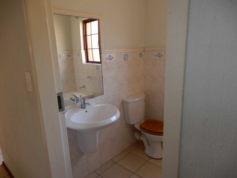 2 Bedroom Property for Sale in Douglasdale Gauteng
