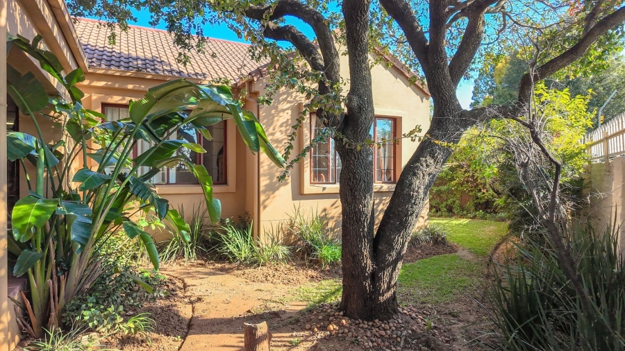 2 Bedroom Property for Sale in Douglasdale Gauteng