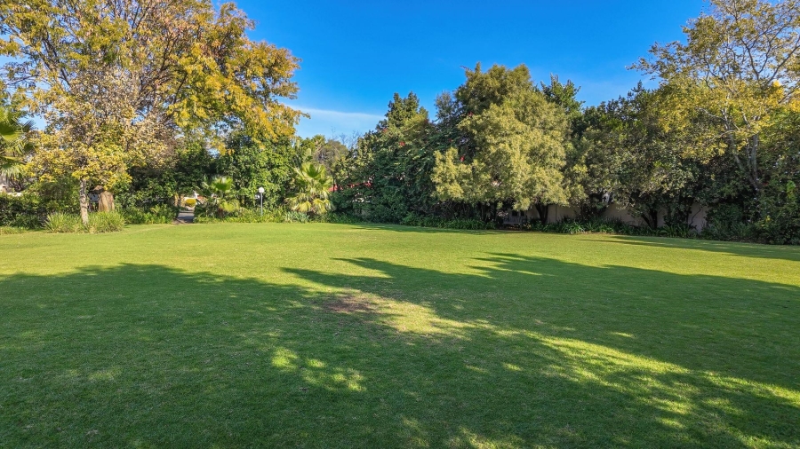 2 Bedroom Property for Sale in Douglasdale Gauteng
