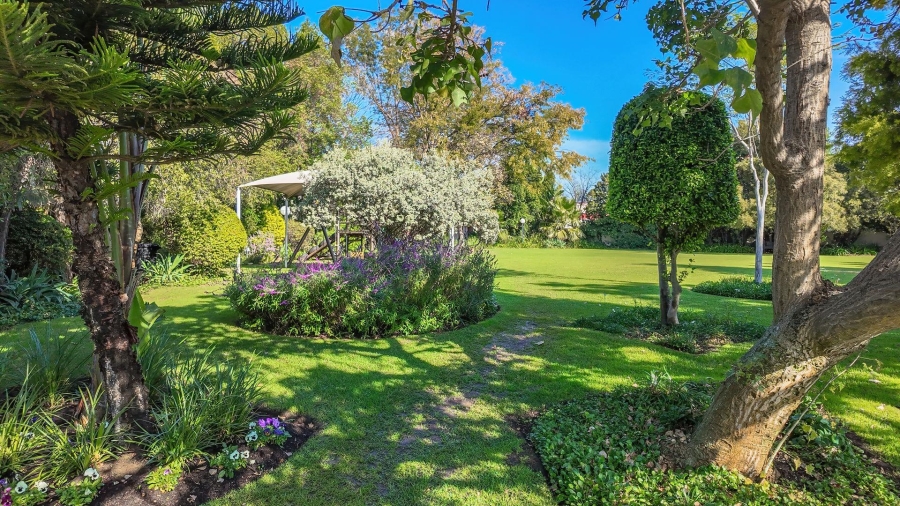 2 Bedroom Property for Sale in Douglasdale Gauteng