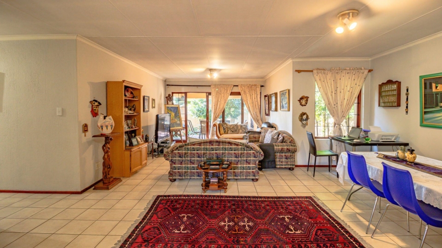 2 Bedroom Property for Sale in Douglasdale Gauteng