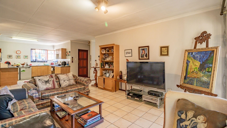 2 Bedroom Property for Sale in Douglasdale Gauteng