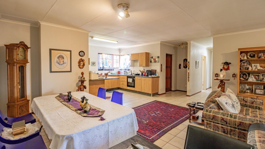 2 Bedroom Property for Sale in Douglasdale Gauteng