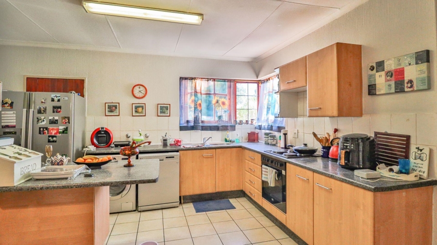 2 Bedroom Property for Sale in Douglasdale Gauteng