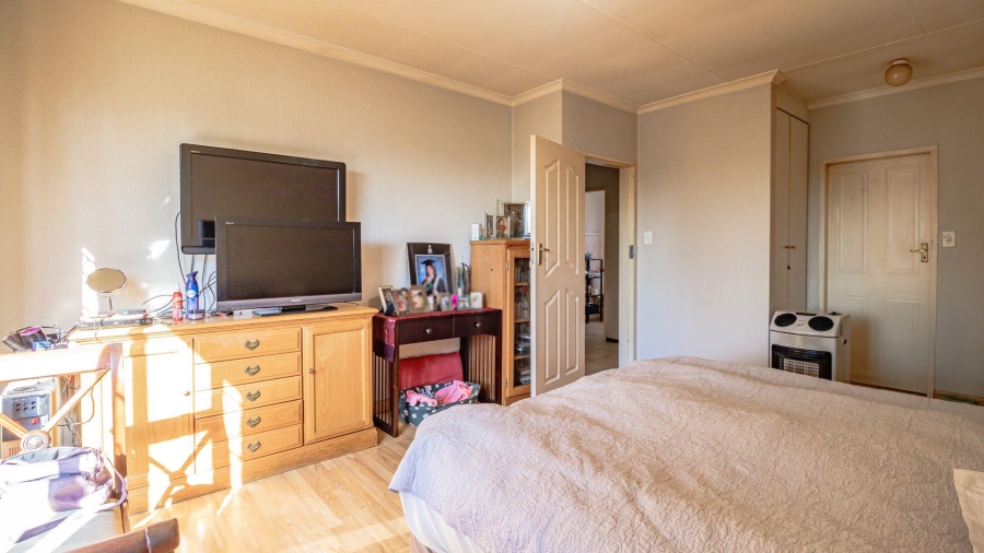 2 Bedroom Property for Sale in Douglasdale Gauteng