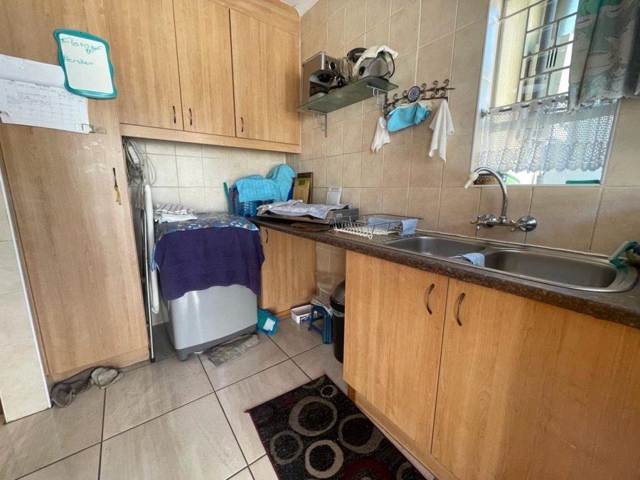 3 Bedroom Property for Sale in Glen Marais Gauteng