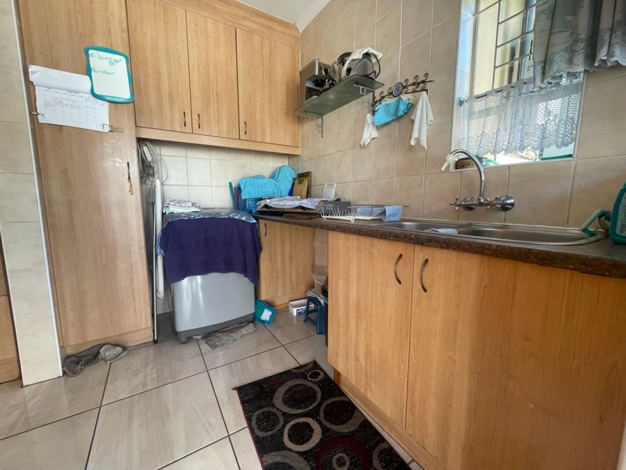 3 Bedroom Property for Sale in Glen Marais Gauteng