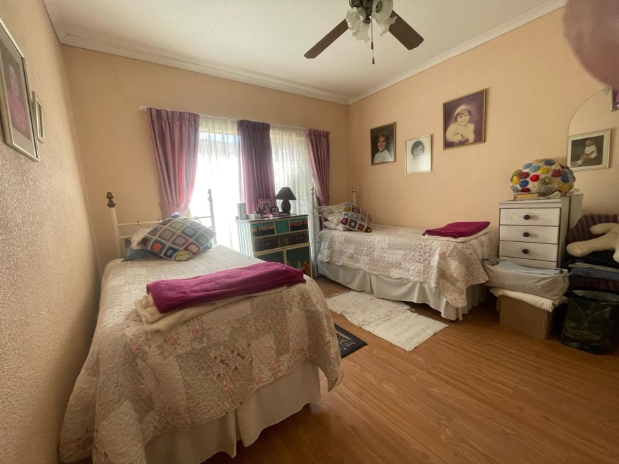 3 Bedroom Property for Sale in Glen Marais Gauteng