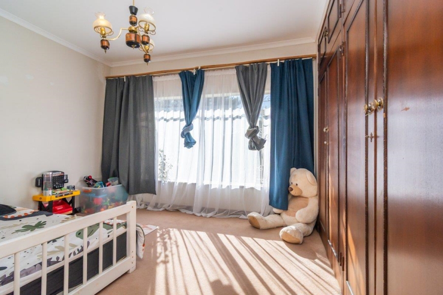 To Let 4 Bedroom Property for Rent in Noordheuwel Gauteng