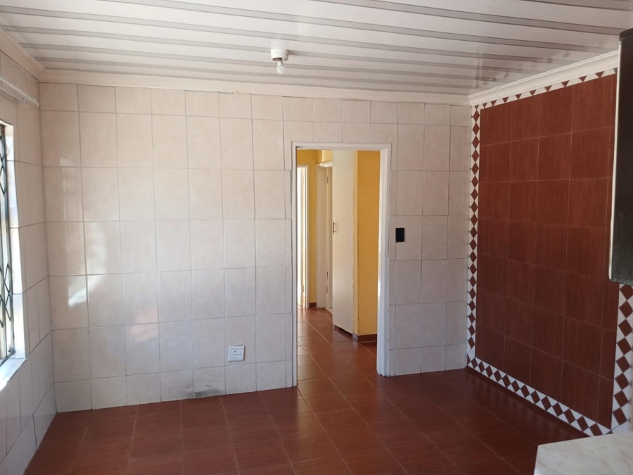 3 Bedroom Property for Sale in Dhlamini Gauteng