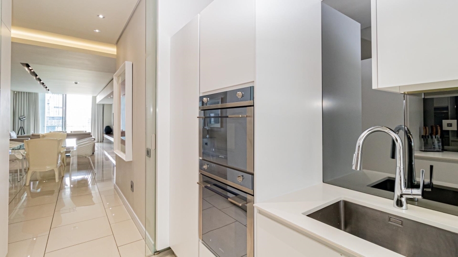 To Let 2 Bedroom Property for Rent in Sandhurst Gauteng