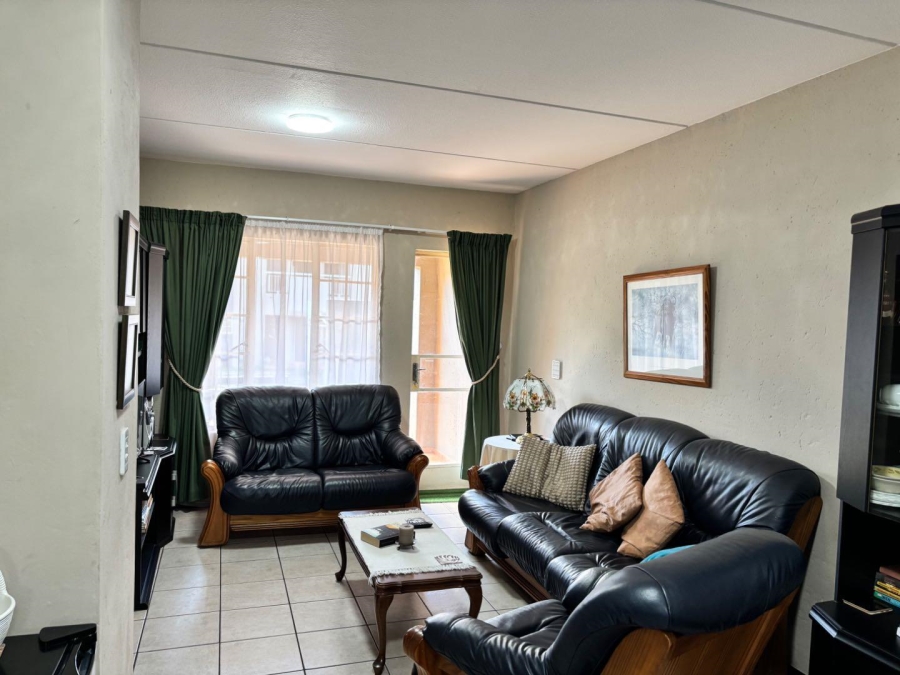 2 Bedroom Property for Sale in Brentwood Gauteng