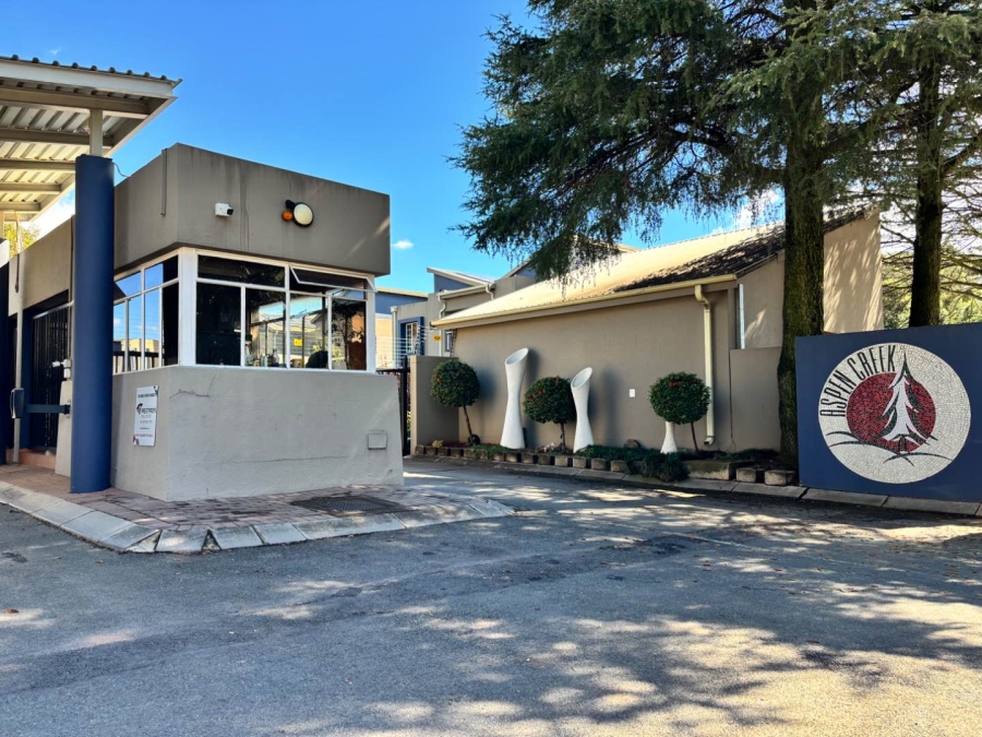 2 Bedroom Property for Sale in Brentwood Gauteng