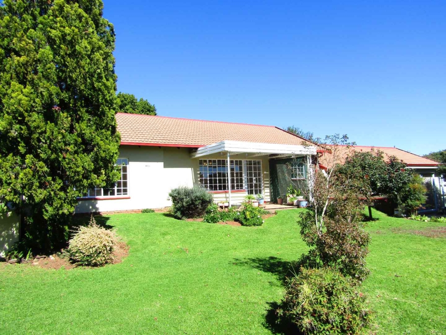 2 Bedroom Property for Sale in Helderkruin Gauteng