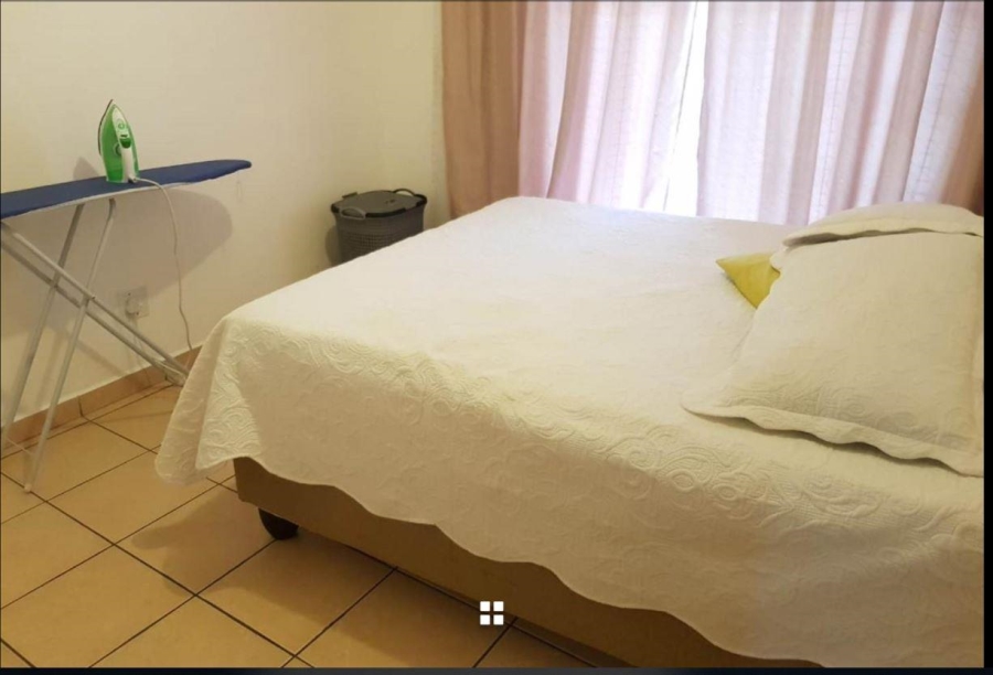 3 Bedroom Property for Sale in Die Hoewes Gauteng