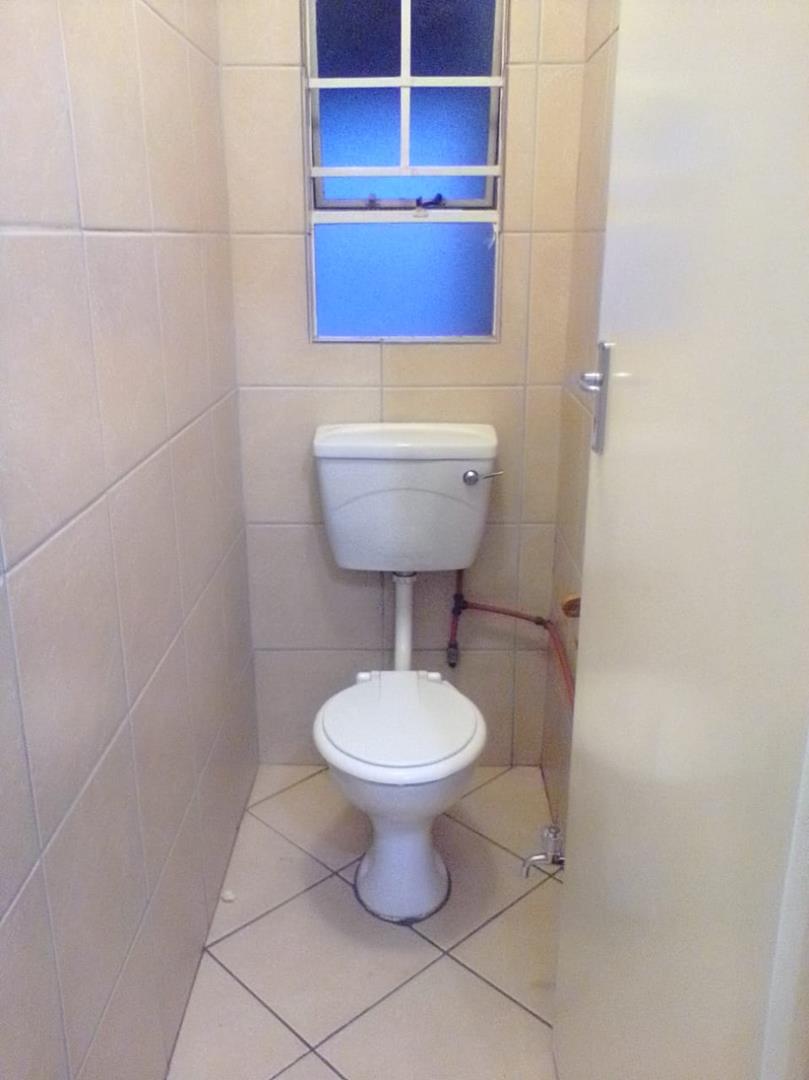 3 Bedroom Property for Sale in Die Hoewes Gauteng