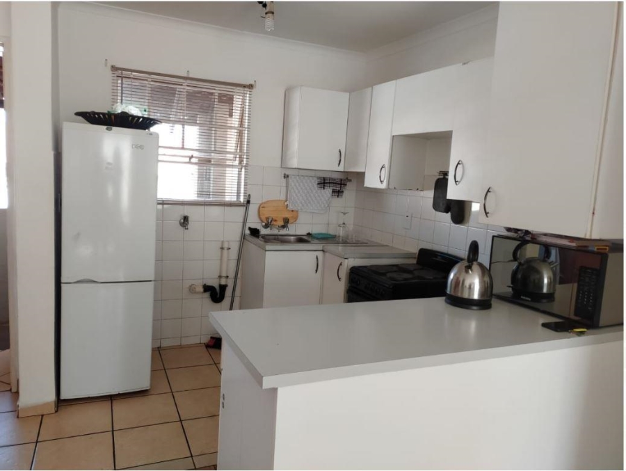 3 Bedroom Property for Sale in Die Hoewes Gauteng