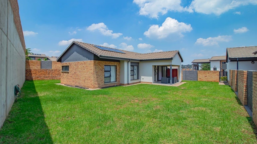 3 Bedroom Property for Sale in Amberfield Valley Gauteng