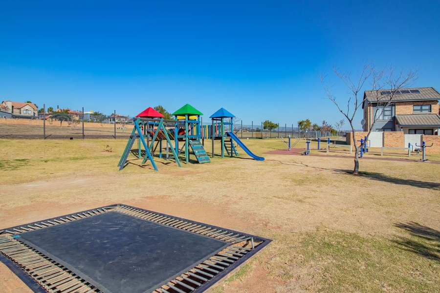 3 Bedroom Property for Sale in Amberfield Valley Gauteng
