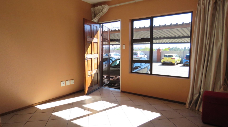 2 Bedroom Property for Sale in Albertsdal Gauteng