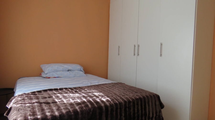 2 Bedroom Property for Sale in Albertsdal Gauteng