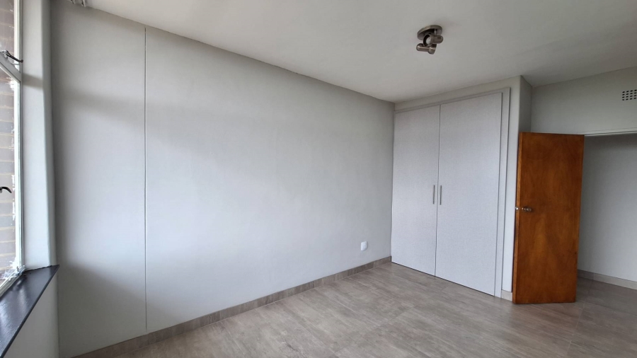 To Let 2 Bedroom Property for Rent in Constantia Kloof Gauteng