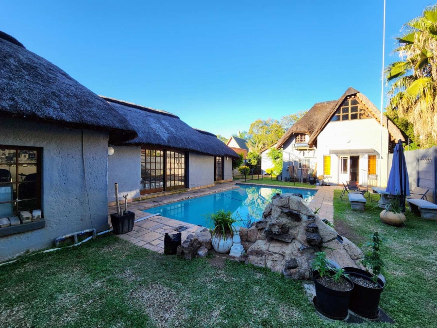 6 Bedroom Property for Sale in Riviera Gauteng