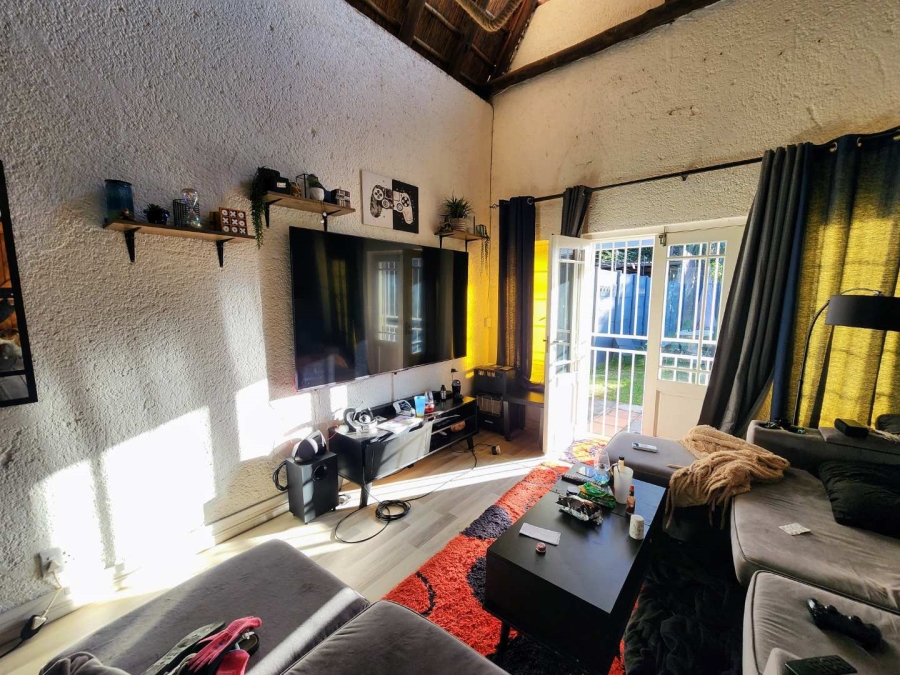 6 Bedroom Property for Sale in Riviera Gauteng