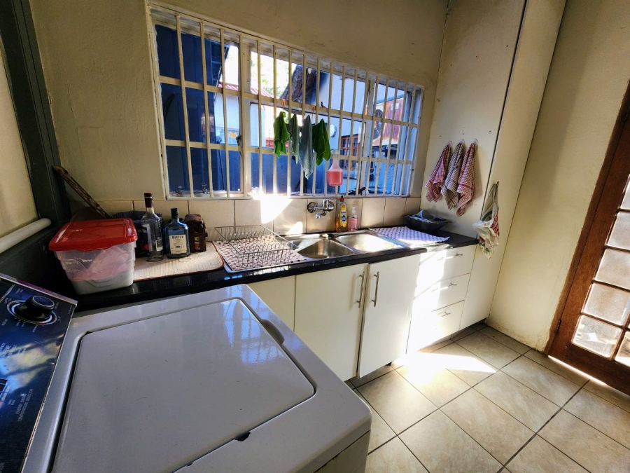 6 Bedroom Property for Sale in Riviera Gauteng