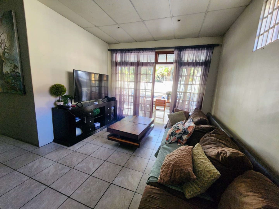 6 Bedroom Property for Sale in Riviera Gauteng