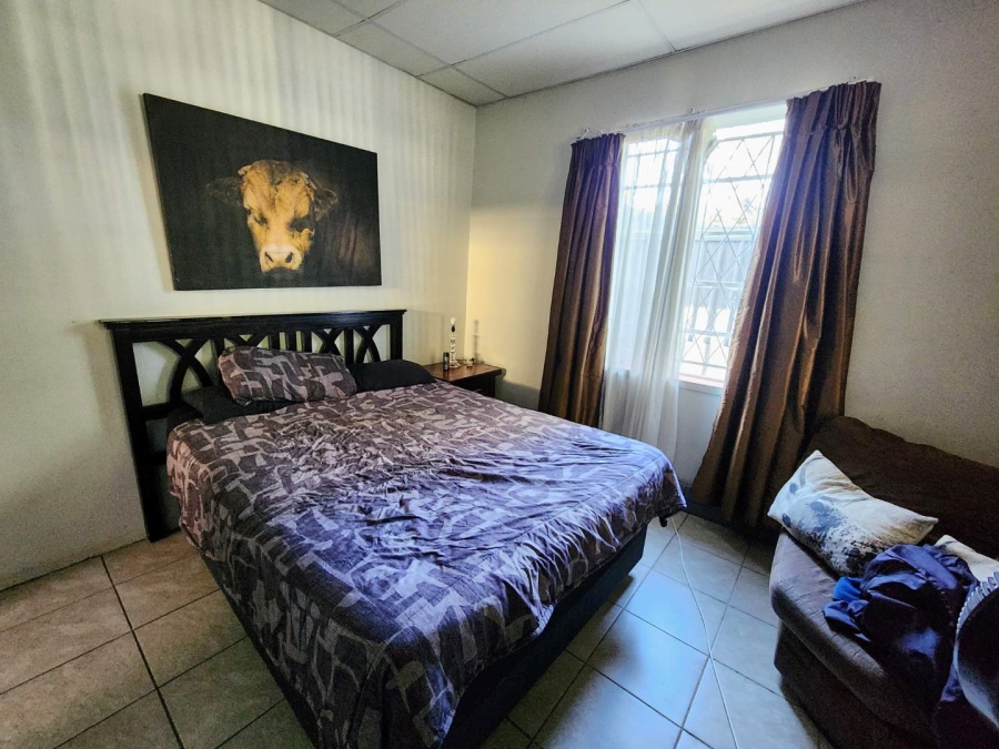 6 Bedroom Property for Sale in Riviera Gauteng