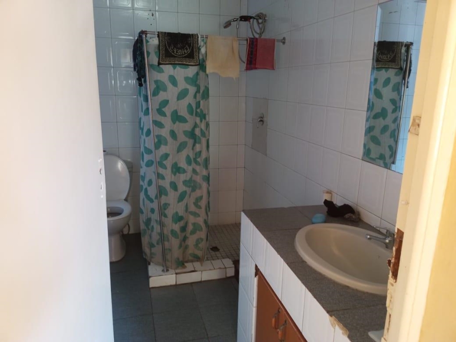 8 Bedroom Property for Sale in Rosettenville Gauteng