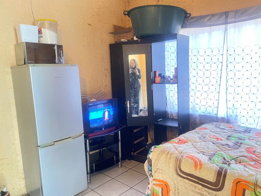 8 Bedroom Property for Sale in Rosettenville Gauteng