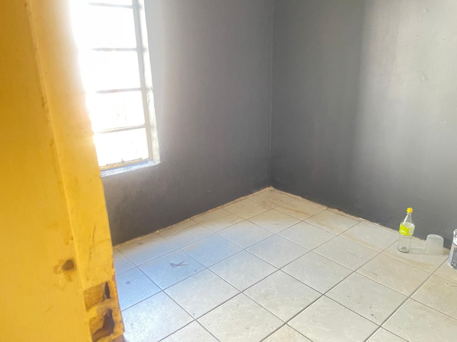 8 Bedroom Property for Sale in Rosettenville Gauteng