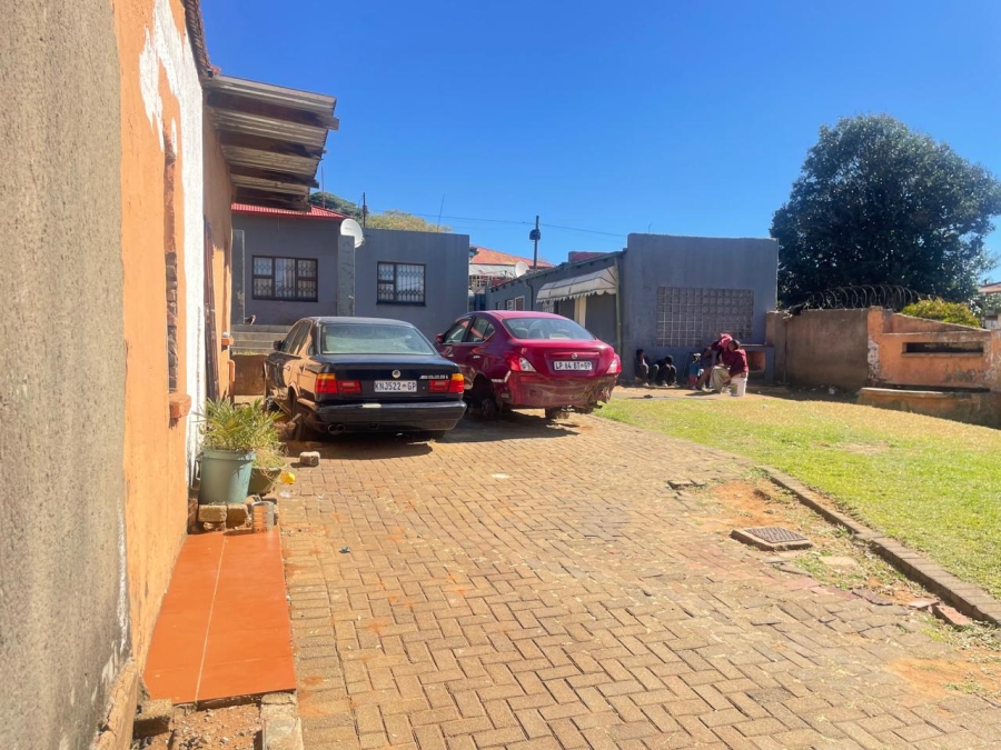 8 Bedroom Property for Sale in Rosettenville Gauteng