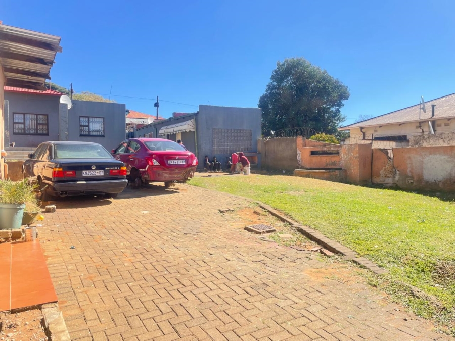 8 Bedroom Property for Sale in Rosettenville Gauteng