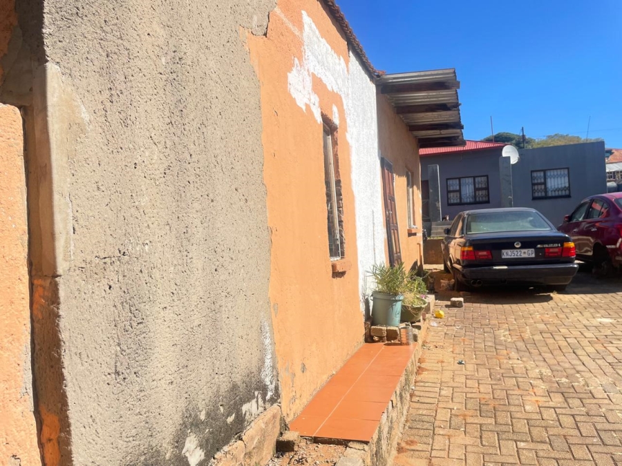 8 Bedroom Property for Sale in Rosettenville Gauteng